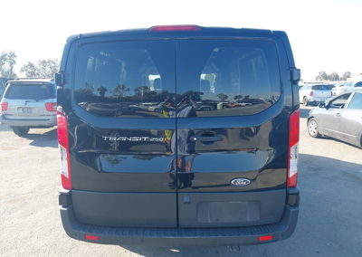 2023 Ford Transit-250, daño Lateral derecho, Iaai lote 46162248, foto 16 de 18