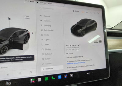 2022 Tesla Model Y, daño Frontal, Copart lote 70558236, foto 9 de 15