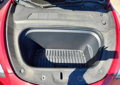 2021 Tesla Model Y, daño Abolladuras/rayones menores, Copart lote 71296046, foto 12 de 13