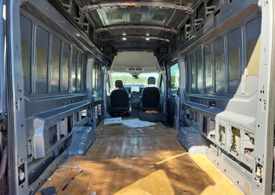 2023 Ford Transit 250 Delivery Van, daño Frontal, Copart lote 73080736, foto 10 de 14