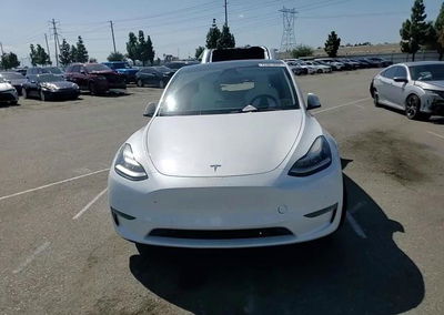 2022 Tesla Model Y, daño Trasero, Copart lote 72961886, foto 13 de 14