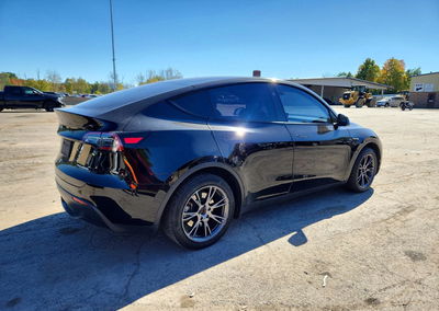 2024 Tesla Model Y, пошкодження: Затоплення, Copart лот 72351716, фото 3 з 12