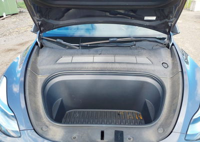 2023 Tesla Model Y Awd/long Range Dual Motor All-wheel Drive, uszkodzenie: Fresh Water, Iaai lot 46344077, zdjęcie 10 z 11