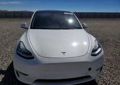 2021 Tesla Model Y, daño Trasero, Copart lote 61452636, foto 5 de 12