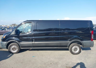 2023 Ford Transit-250, daño Lateral derecho, Iaai lote 46162248, foto 14 de 18