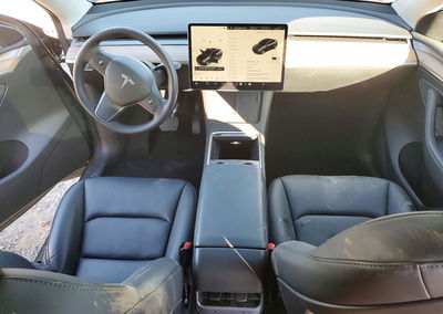 2023 Tesla Model Y, daño Frontal, Copart lote 73102316, foto 8 de 14
