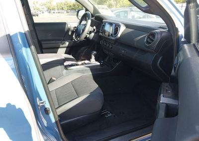 2019 Toyota Tacoma Trd Sport, daño Frontal, Iaai lote 46208235, foto 5 de 17
