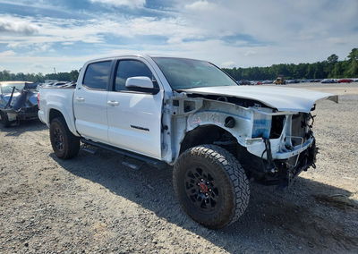 2023 Toyota Tacoma Sr5 V6, daño Frontal, Copart lote 68092246, foto 4 de 15