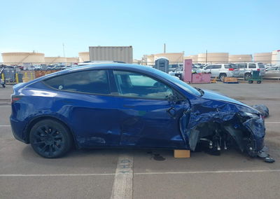 2023 Tesla Model Y Awd/long Range Dual Motor All-wheel Drive, daño Frontal derecho, Iaai lote 46141984, foto 12 de 15