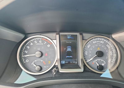 2023 Toyota Tacoma Sr5 V6, daño Frontal, Copart lote 68092246, foto 9 de 15