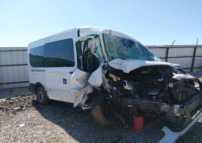 2019 Ford Transit-350 Xl, Front End damage, Iaai lot 44963613, photo 14 of 17