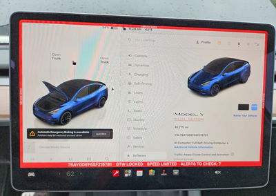2025 Tesla Model Y, daño Trasero, Copart lote 70657506, foto 9 de 14