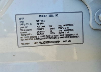 2024 Tesla Model Y, uszkodzenie: Bok, Copart lot 47969356, zdjęcie 13 z 15