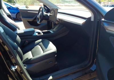 2024 Tesla Model Y Long Range Dual Motor All-wheel Drive, uszkodzenie: Zalanie, Iaai lot 46182611, zdjęcie 5 z 11