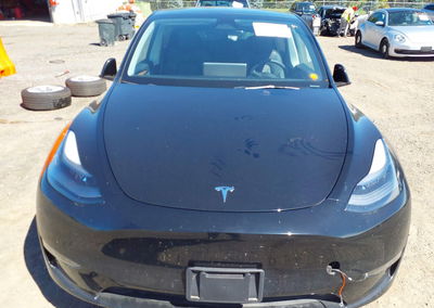 2024 Tesla Model Y Long Range Dual Motor All-wheel Drive, uszkodzenie: Zalanie, Iaai lot 46182611, zdjęcie 10 z 11