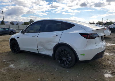 2023 Tesla Model Y, Side damage, Copart lot 74437976, photo 2 of 15
