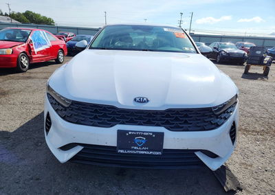 2021 Kia K5 Lxs, daño Bajos, Copart lote 64804926, foto 5 de 12