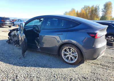2023 Tesla Model Y, daño Frontal, Copart lote 73102316, foto 2 de 14