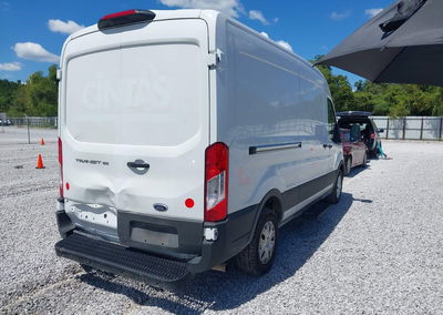 2025 Ford Transit-150, daño Trasero, Iaai lote 46041407, foto 4 de 16