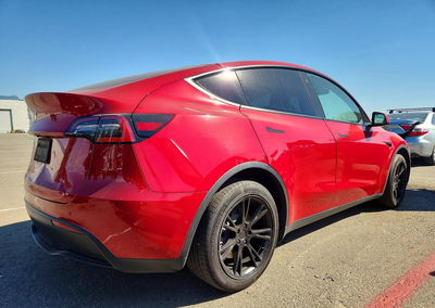 2021 Tesla Model Y, daño Abolladuras/rayones menores, Copart lote 71296046, foto 3 de 13