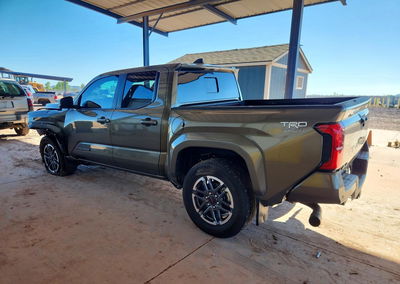 2024 Toyota Tacoma Trd Sport, daño Frontal, Copart lote 70557126, foto 2 de 12