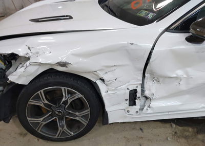 2020 Kia Stinger Gt-line, Left & Right Side damage, Iaai lot 45806330, photo 18 of 22