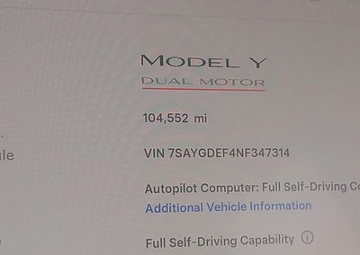 2022 Tesla Model Y Performance Dual Motor All-wheel Drive, Rear damage, Iaai lot 46318875, photo 15 of 18