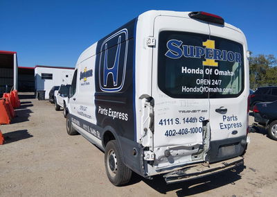 2019 Ford Transit-250, uszkodzenie: Tył, Iaai lot 46182901, zdjęcie 3 z 19