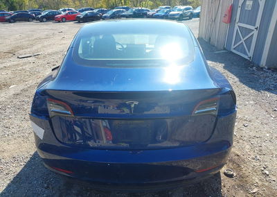2019 Tesla Model 3 Long Range/mid Range/standard Range/standard Range Plus, uszkodzenie: Lewy tył, Iaai lot 46317582,