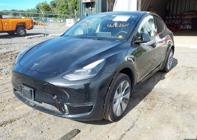 2024 Tesla Model Y Long Range Dual Motor All-wheel Drive, uszkodzenie: Zalanie, Iaai lot 46182611, zdjęcie 2 z 11