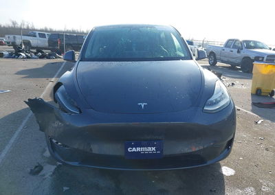 2021 Tesla Model Y Long Range Dual Motor All-wheel Drive, пошкодження: Правий бік, Iaai лот 44393195, фото 11 з 15