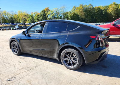 2024 Tesla Model Y, пошкодження: Затоплення, Copart лот 72351716, фото 2 з 12