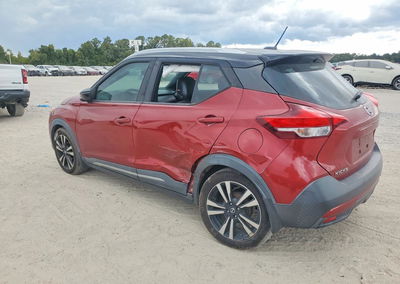 2019 Nissan Kicks Sr, daño Lateral, Copart lote 70990866, foto 2 de 15