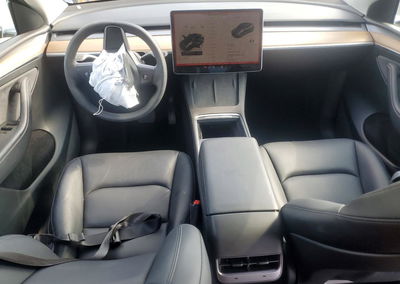2025 Tesla Model Y, daño Frontal, Copart lote 69766886, foto 8 de 14