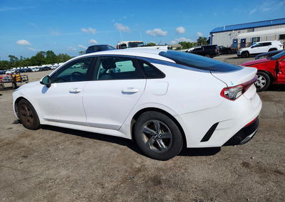 2021 Kia K5 Lxs, daño Bajos, Copart lote 64804926, foto 2 de 12