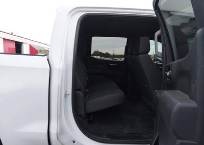 2023 Chevrolet Silverado 1500 4wd  Short Bed Custom, uszkodzenie: Prawy przód, Iaai lot 45936562, zdjęcie 8 z 16