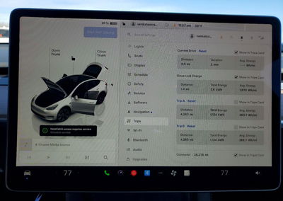 2024 Tesla Model Y, uszkodzenie: Bok, Copart lot 47969356, zdjęcie 9 z 15