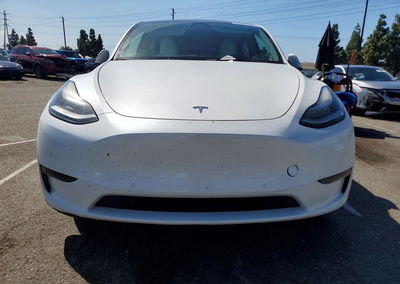 2022 Tesla Model Y, daño Trasero, Copart lote 72961886, foto 5 de 14