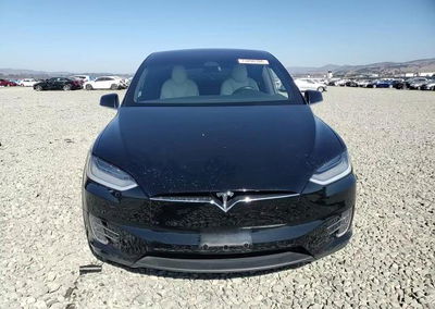 2020 Tesla Model X, daño Frontal, Copart lote 73090306, foto 13 de 14