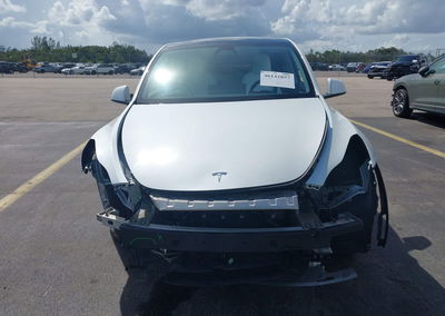 2023 Tesla Model Y Awd/long Range Dual Motor All-wheel Drive, uszkodzenie: Prawy przód, Iaai lot 46142857, zdjęcie 12 z 16