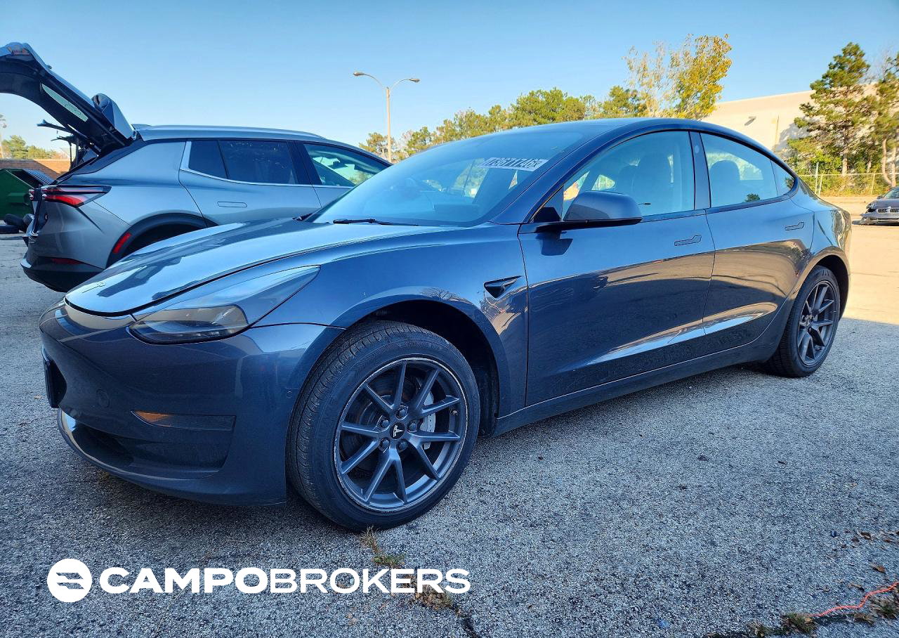 2022 Tesla Model 3, daño Bajos, Copart lote 73671746