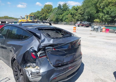 2022 Tesla Model Y Performance Dual Motor All-wheel Drive, Rear damage, Iaai lot 46055069, photo 6 of 16