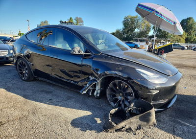 2022 Tesla Model Y, uszkodzenie: Przód, Copart lot 70906926, zdjęcie 4 z 14