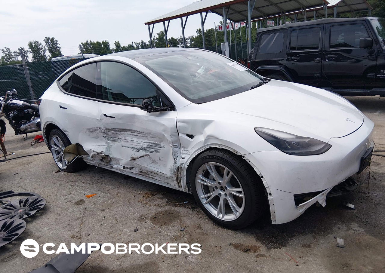 2023 Tesla Model Y Awd/long Range Dual Motor All-wheel Drive, uszkodzenie: Prawy bok, Iaai lot 45675160