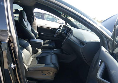 2019 Tesla Model X 100d/75d/long Range, uszkodzenie: Tył, Iaai lot 45409083, zdjęcie 5 z 15
