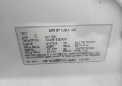 2022 Tesla Model Y Performance Dual Motor All-wheel Drive, Rear damage, Iaai lot 46318875, photo 9 of 18