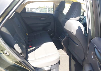 2021 Lexus Nx 300, daño Frontal derecho, Iaai lote 45814561, foto 8 de 19