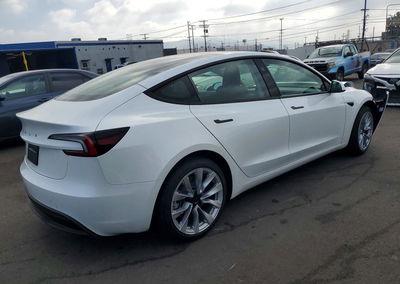 2026 Tesla Model 3, daño Frontal, Copart lote 68718656, foto 3 de 14