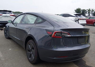 2023 Tesla Model 3 Rear-wheel Drive, daño Lateral derecho, Iaai lote 45441891, foto 3 de 14