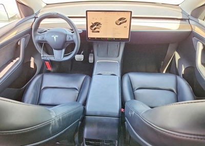 2022 Tesla Model Y, daño Frontal, Copart lote 67380416, foto 8 de 16